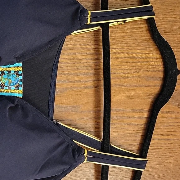 Bathing suit - Picture 3 of 12